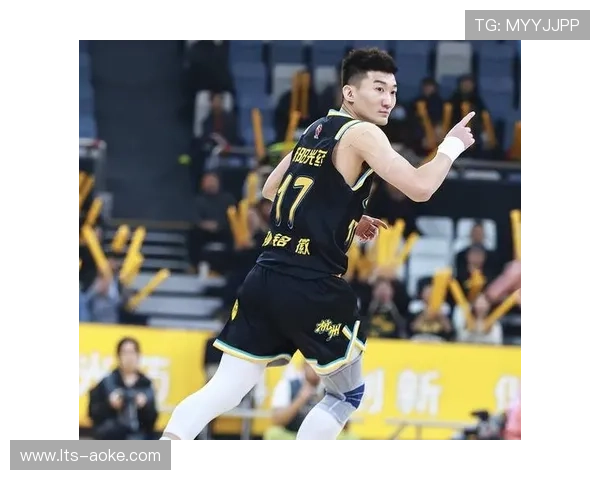 孙铭徽单场13次助攻领跑助攻榜，广厦后卫展现组织才华